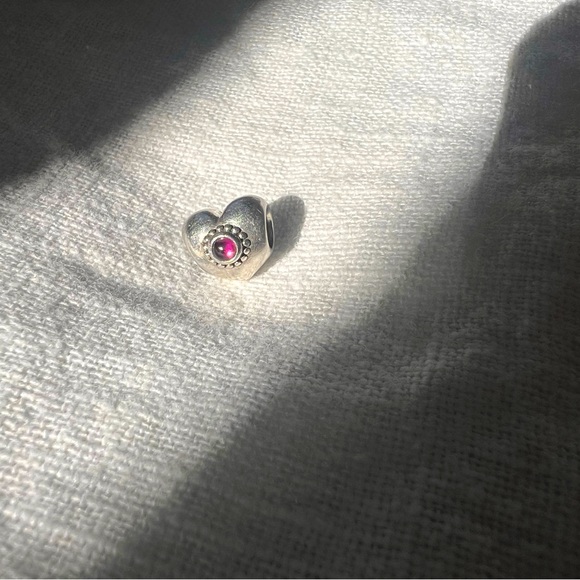 Pandora Pink Crystal Heart charm - Picture 1 of 5